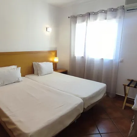 Cosy Apartment In Jardins Vale De Parra Guia  Exterior photo